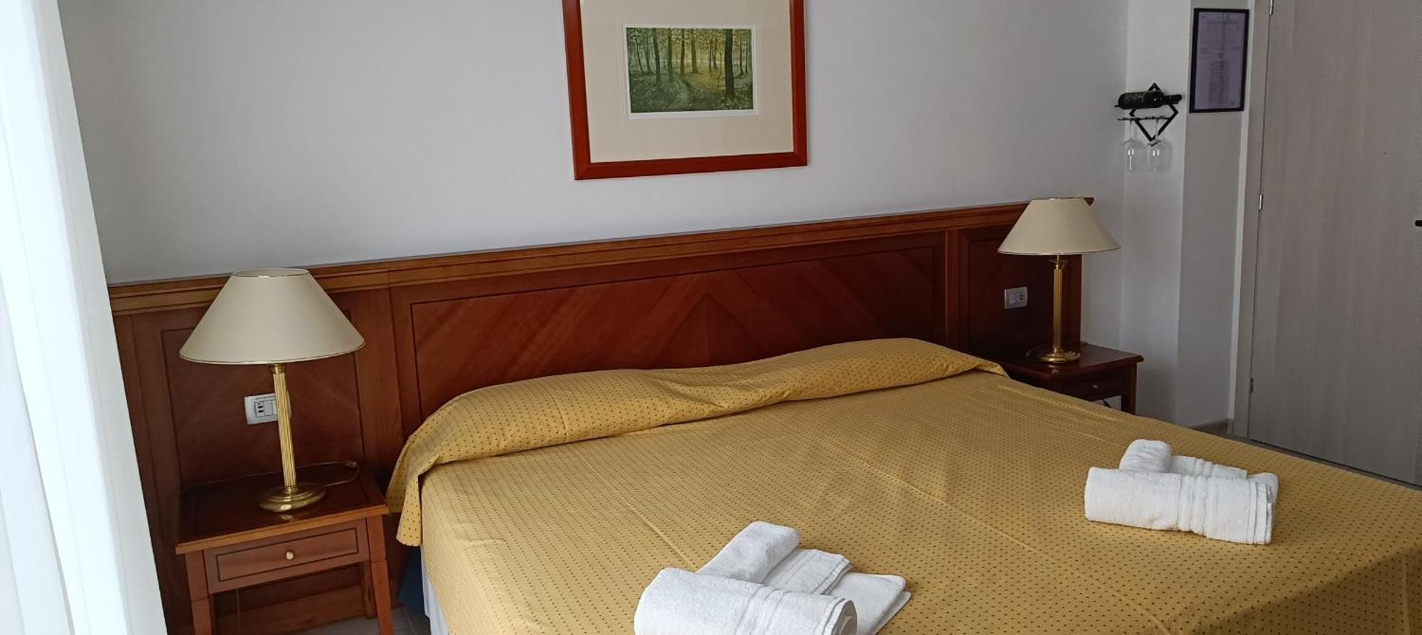 Villa Mariana Bed And Breakfast Saluzzo Eksteriør billede