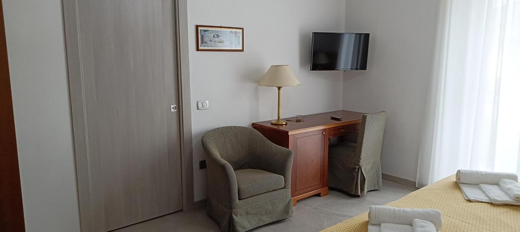 Villa Mariana Bed And Breakfast Saluzzo Eksteriør billede